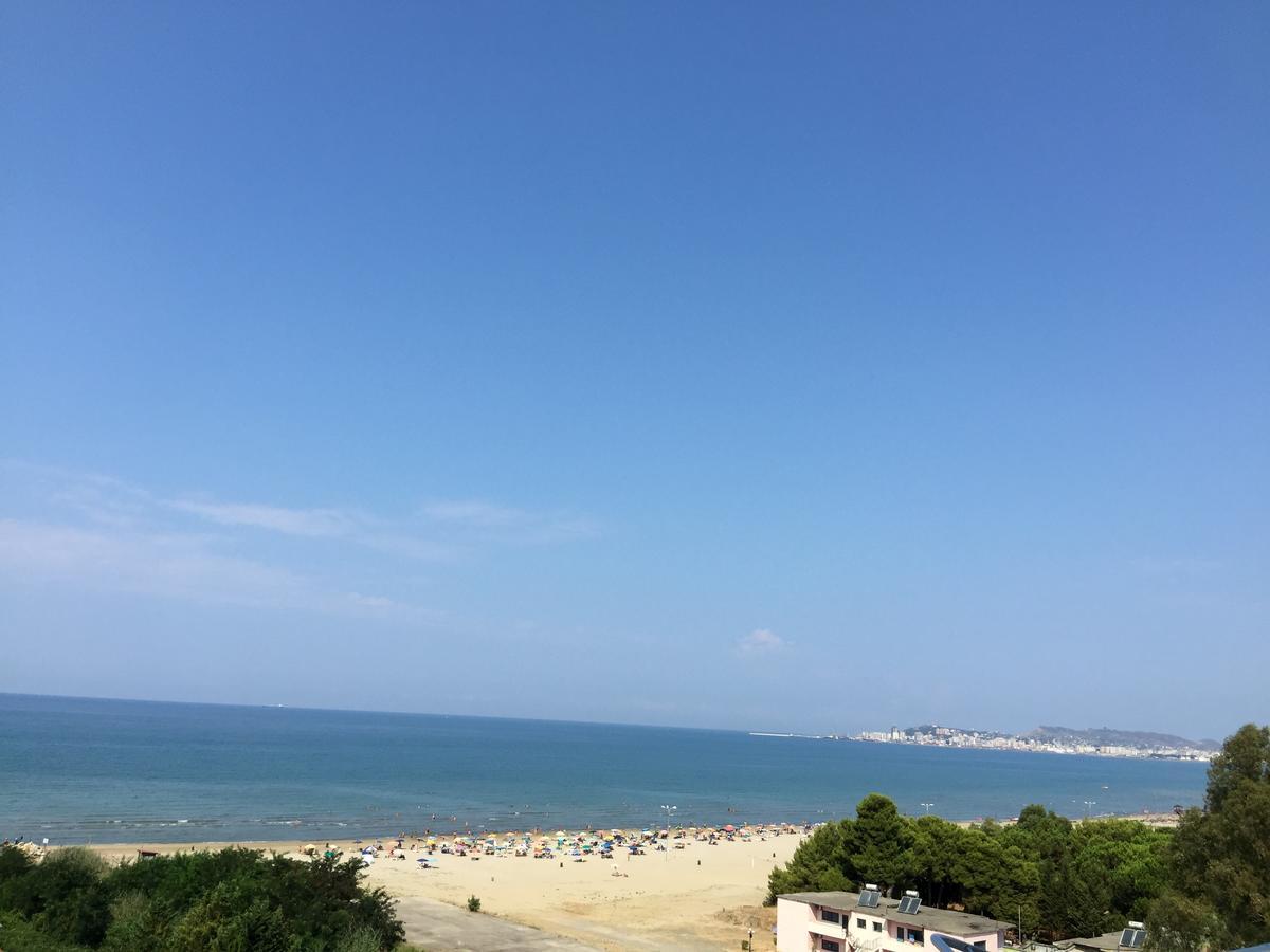 Alba Luxury Apartment Durrës Exteriör bild