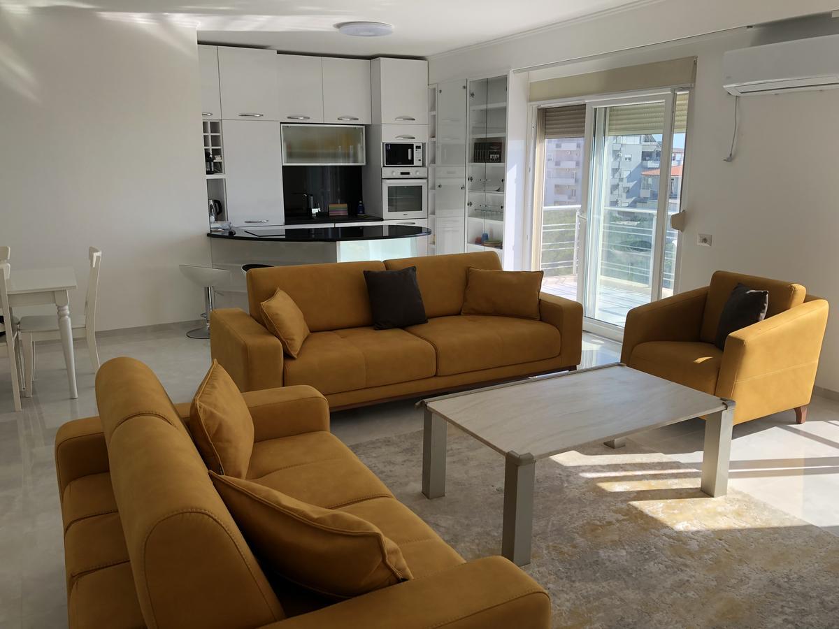 Alba Luxury Apartment Durrës Exteriör bild