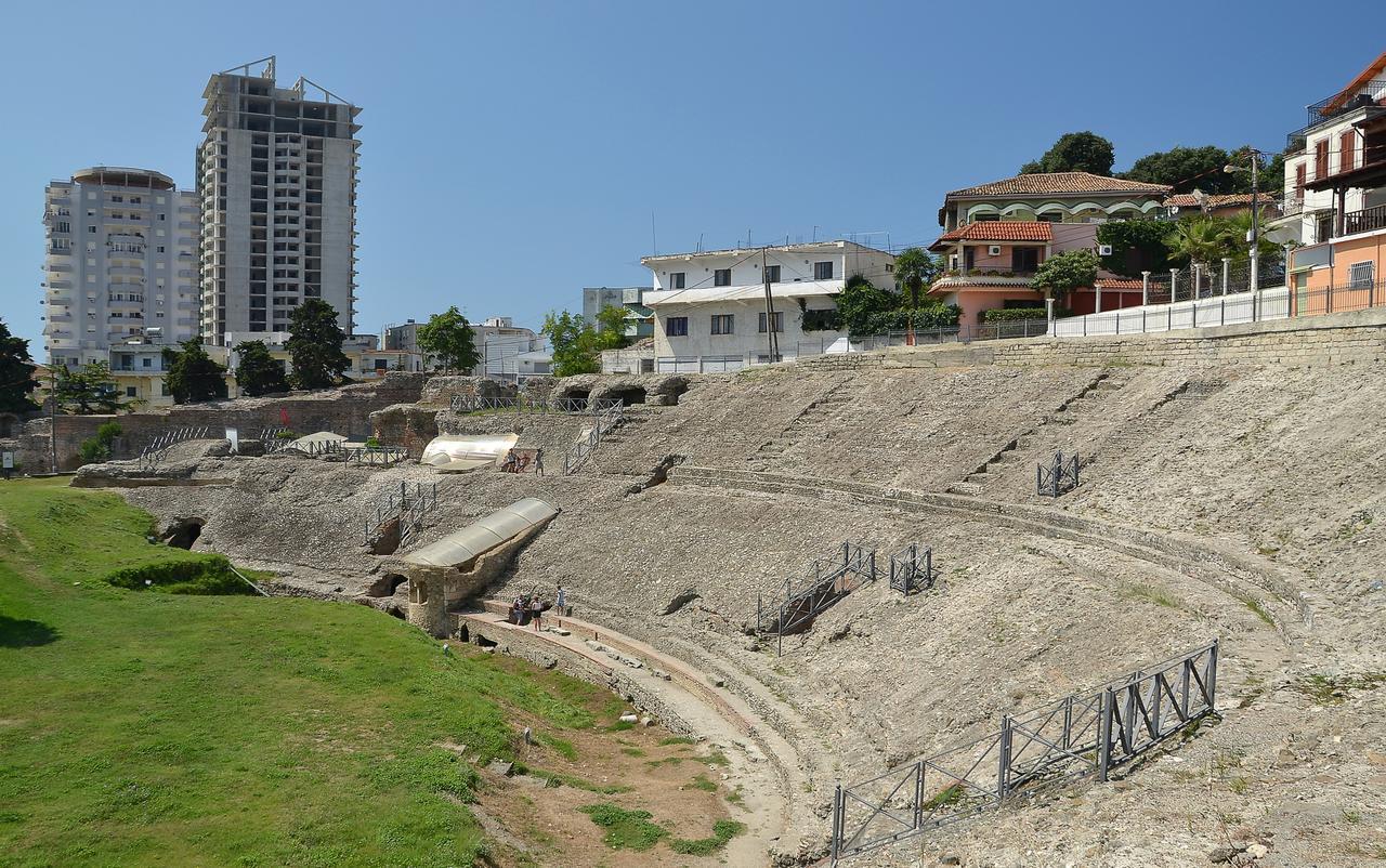 Alba Luxury Apartment Durrës Exteriör bild